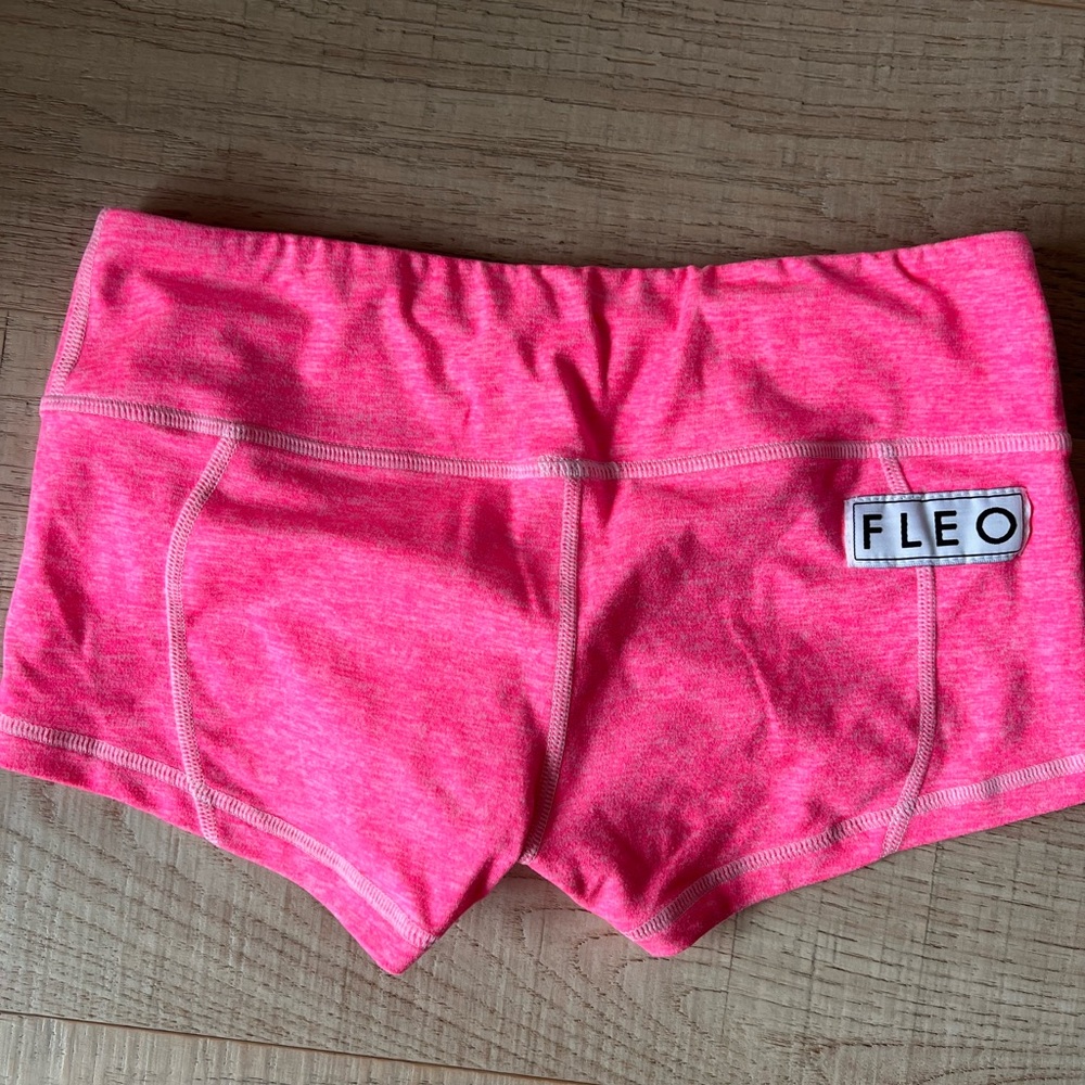 Fleo Low Rise Contour Size Small